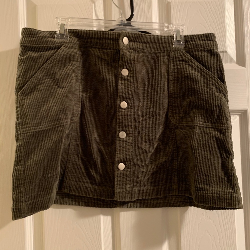WOMEN’S MIDI CORDUROY SKIRT